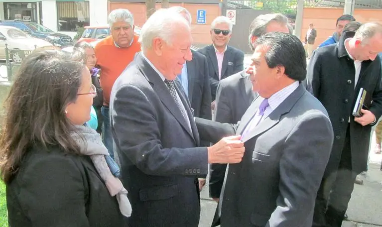 Candidatos a alcalde de San Rafael, San Clemente y Maule recibieron respaldo de Lagos