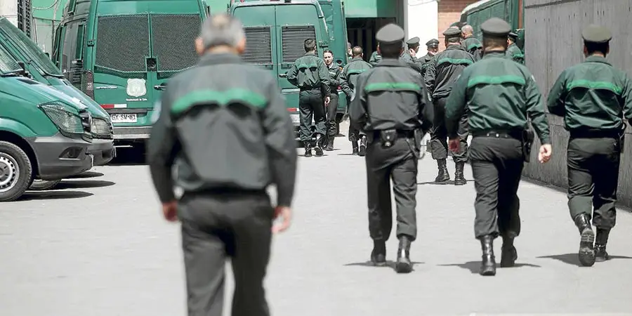 Se acabó el paro: Gobierno logra acuerdo con Gendarmería