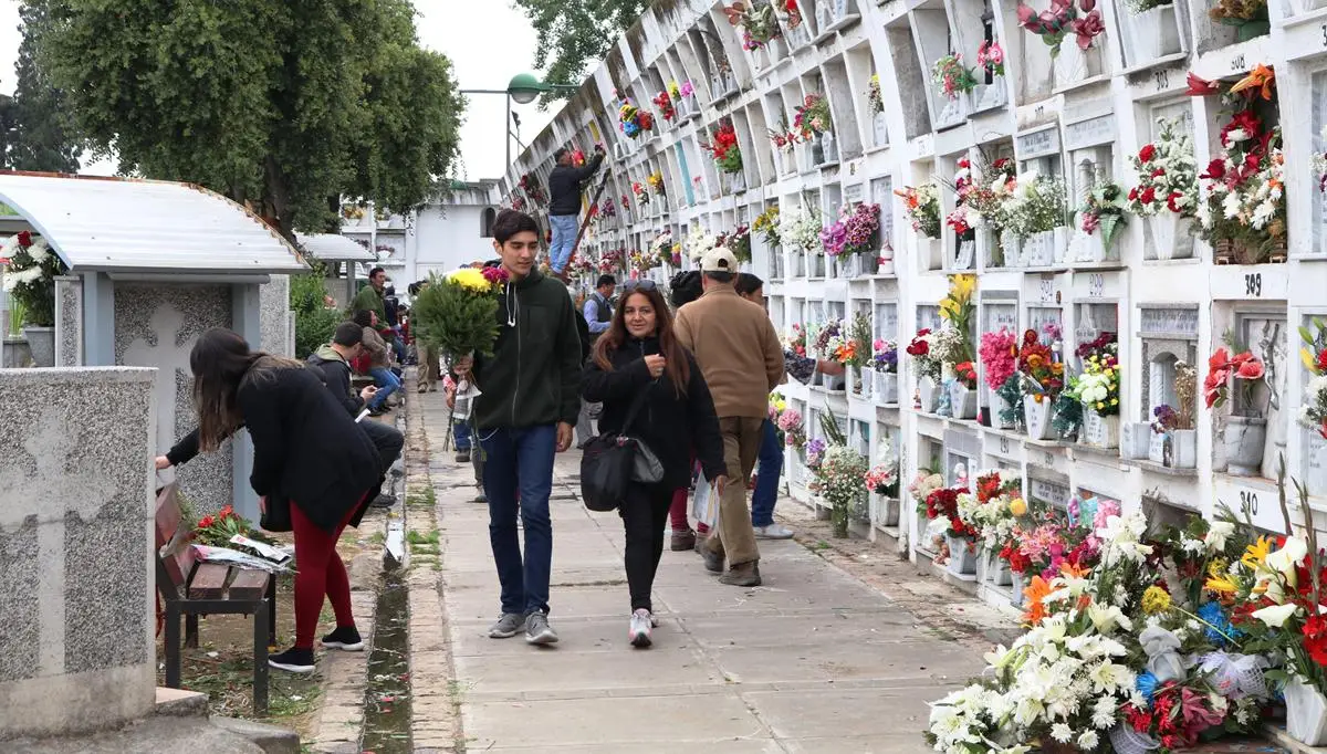 Cementerio municipal conmemora sus 170 años
