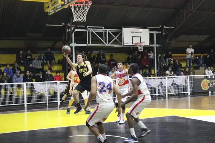 Liceo tiene un fin de semana para el olvido en la 2da división de la LNB
