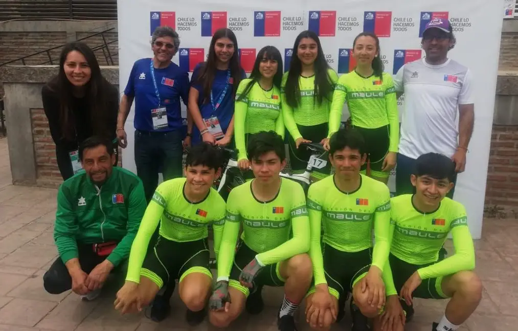 Ciclistas curicanos y teninos se titularon campeones nacionales