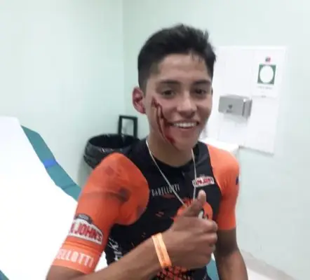 Ni una caída pudo evitar que curicano subiera al podio en la Vuelta Ciclista Pichidegua 2020