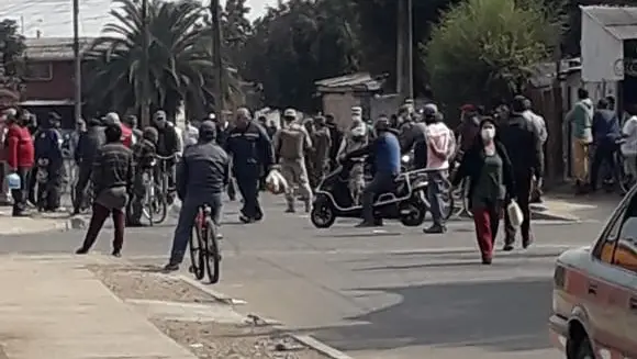 Militares desalojaron Feria de las Pulgas de Curicó