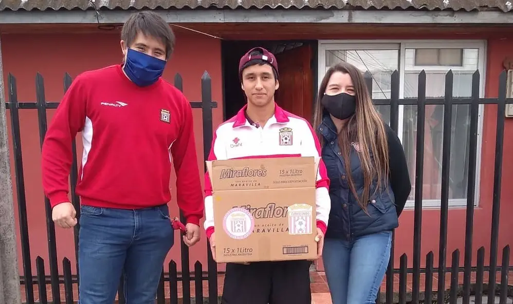 Socios de Curicó Unido entregaron ayuda ante crisis económica por coronavirus