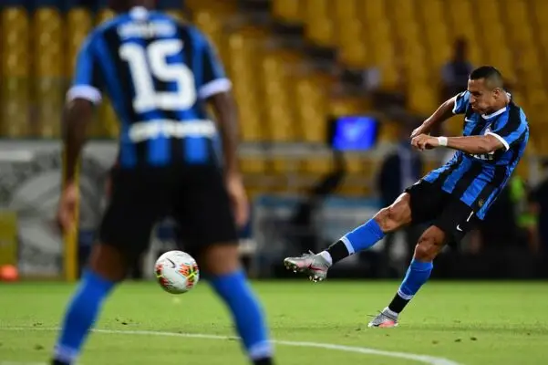 "Ejecución perfecta": El gol de Alexis Sánchez en el duelo entre Inter de Milán y Brescia