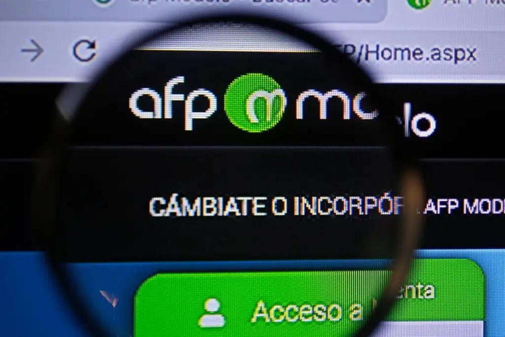 AFP Modelo fue multada con $300 millones por no responder oficios de la Superintendencia de Pensiones