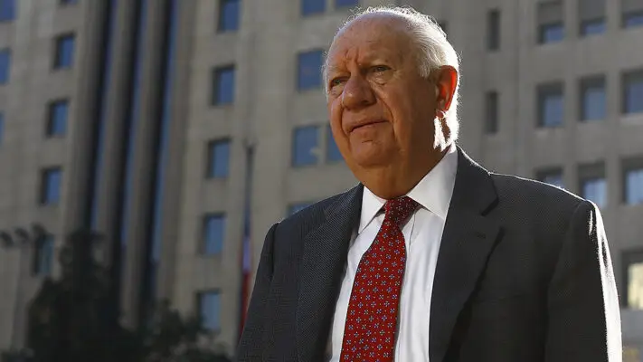 Ricardo Lagos defiende a ex ministro de Salud por acusación constitucional: "Mañalich se la jugó"