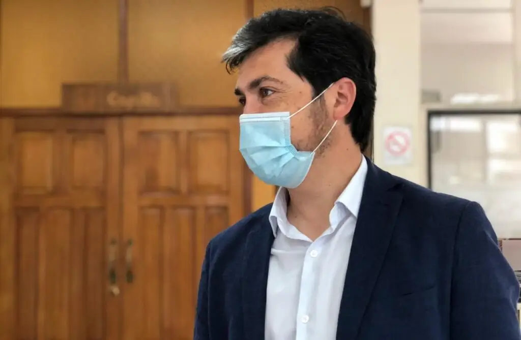 Diputado Hugo Rey celebró victoria del Apruebo y la Convención Constitucional