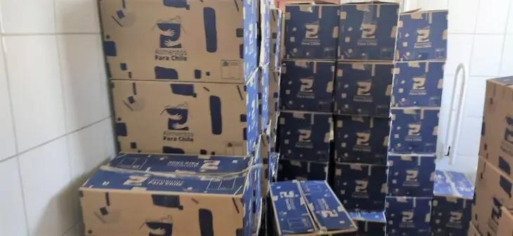 Concejales de Molina denuncian que cajas de alimentos eran guardadas en un baño