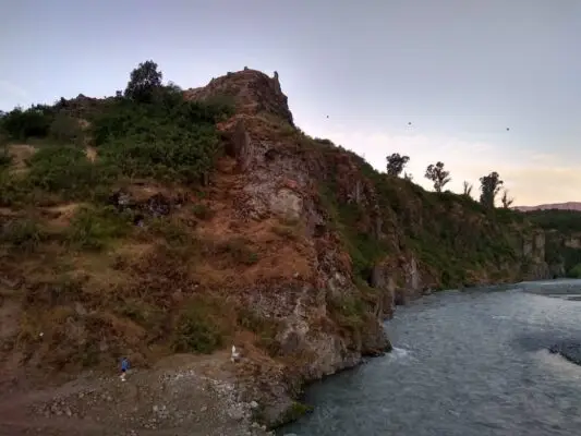 Hombre fallece tras caer desde mirador de Potrero Grande
