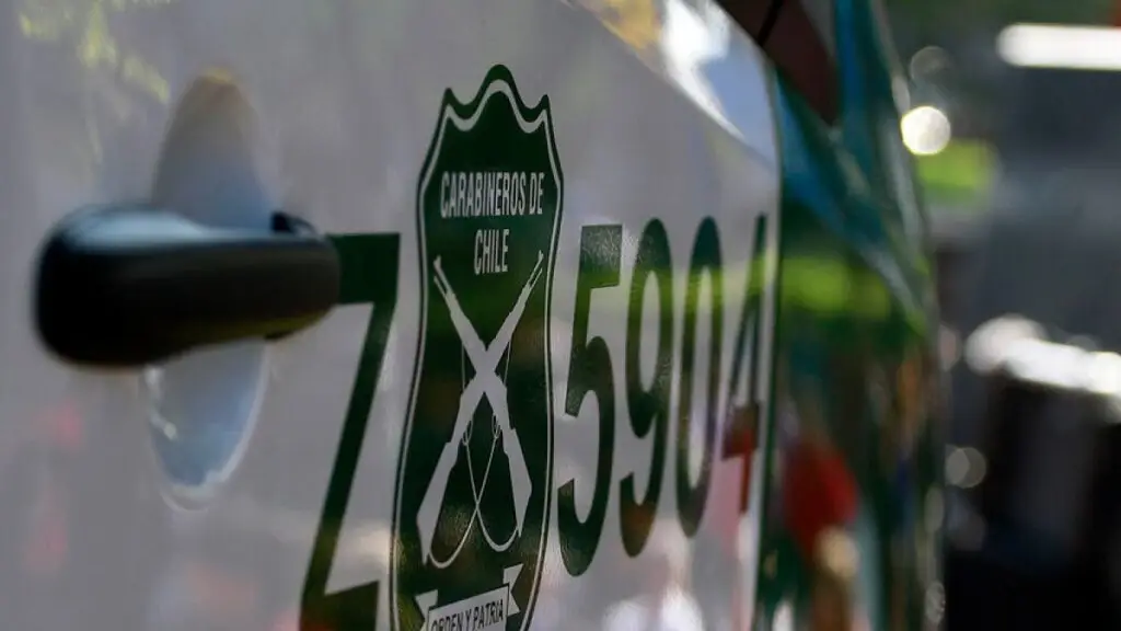 Buscan a sujeto que intentó atropellar a Carabineros en Curicó