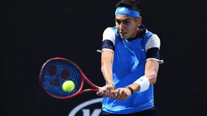 Dura caída de Alejando Tabilo en la qualy del Grand Slam australiano