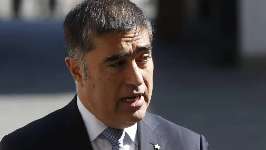 Mario Desbordes aseguró que Chile Vamos no llevará candidatos que justifiquen violaciones a los DD.HH.