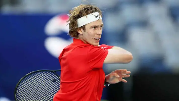 Rusia avanzó a semifinales tras dejar sin opciones a Japón