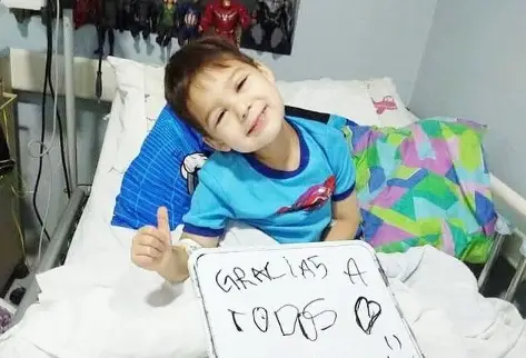 Ayudemos a Thomy: La campaña por niño que sufre de síndrome nefrótico