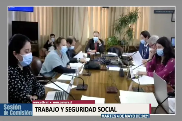 Comisión de Trabajo aprobó en general aporte de $200 mil para personas sin fondos en las AFP