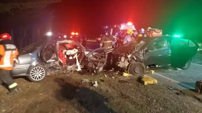 Colisión vehicular en ruta a Pichilemu dejó tres personas fallecidas y tres heridas
