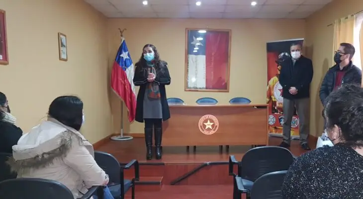 Representantes de educación y salud dialogan con alcaldesa de Hualañé para evaluar regreso a clases presenciales