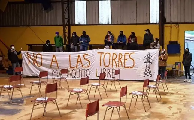 Organizaciones ambientalistas e indígenas de Hualañé protestaron contra proyecto de torres de alta tensión