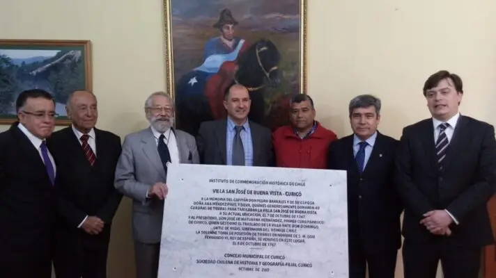 Placa conmemorativa a los fundadores de Curicó cumple cuatro años