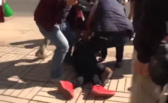 Sujeto intentó abalanzarse para agredir a José Antonio Kast en Parral