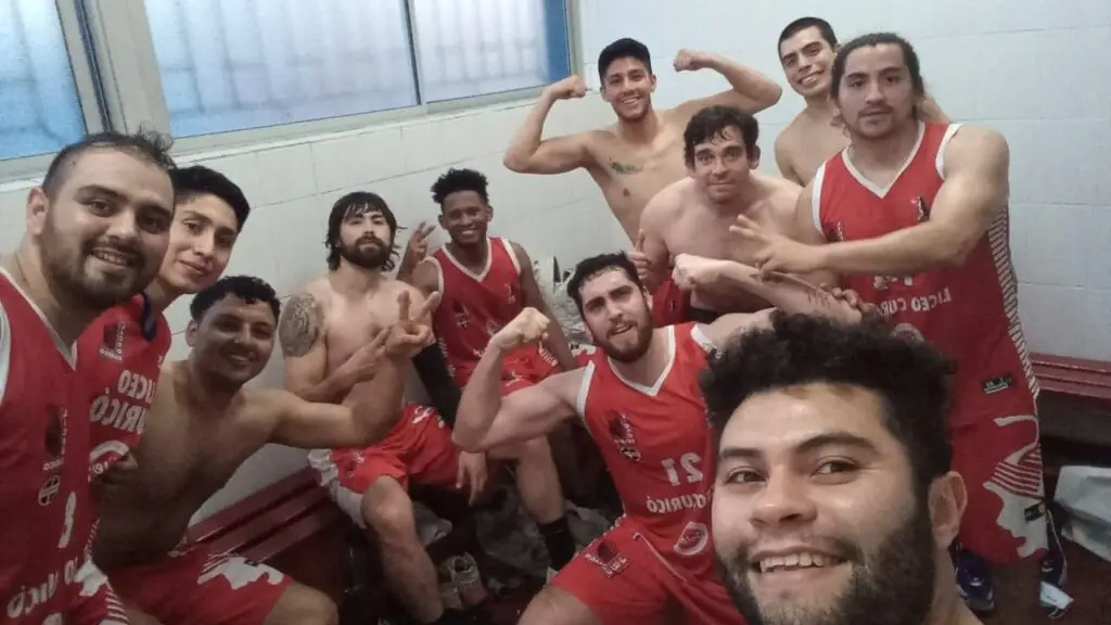 La celebración liceana tras el triunfo ante Manquehue