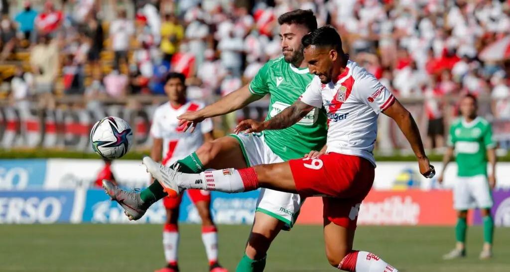 Curicó Unido da vacaciones a sus jugadores tras falta de definiciones en la ANFP