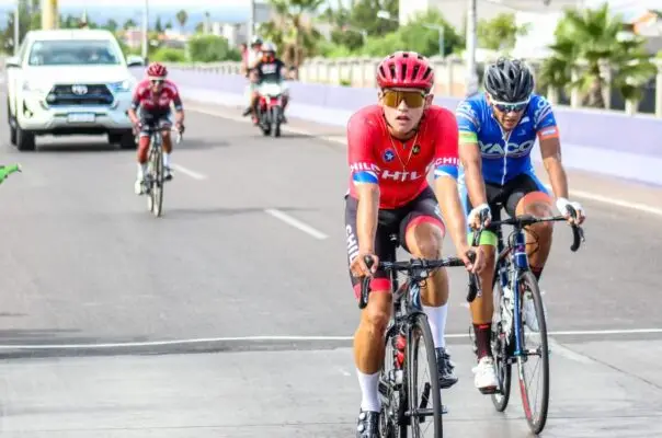 Cristián Arriagada es líder Sub 23 en la Vuelta a Mendoza