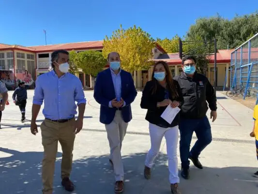 Diputado Alexis Sepúlveda visitó colegio tras grave denuncia por mala calidad en la alimentación