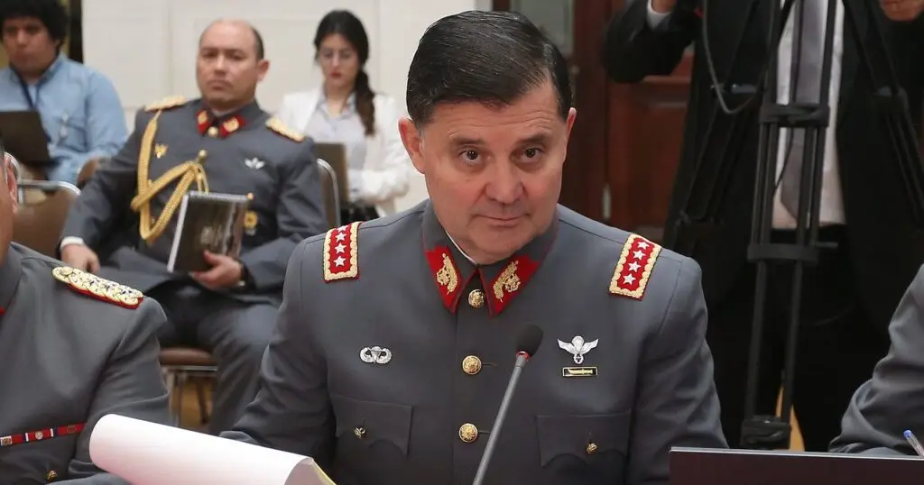 General Ricardo Martínez renunció a la Comandancia del Ejército tras ser citado a declarar como inculpado por fraude