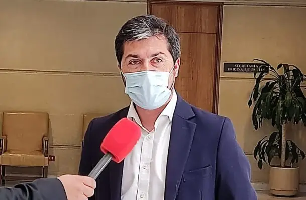 Diputado Hugo Rey aseguró que aprobará quinto retiro del 10% y criticó proyecto del Gobierno
