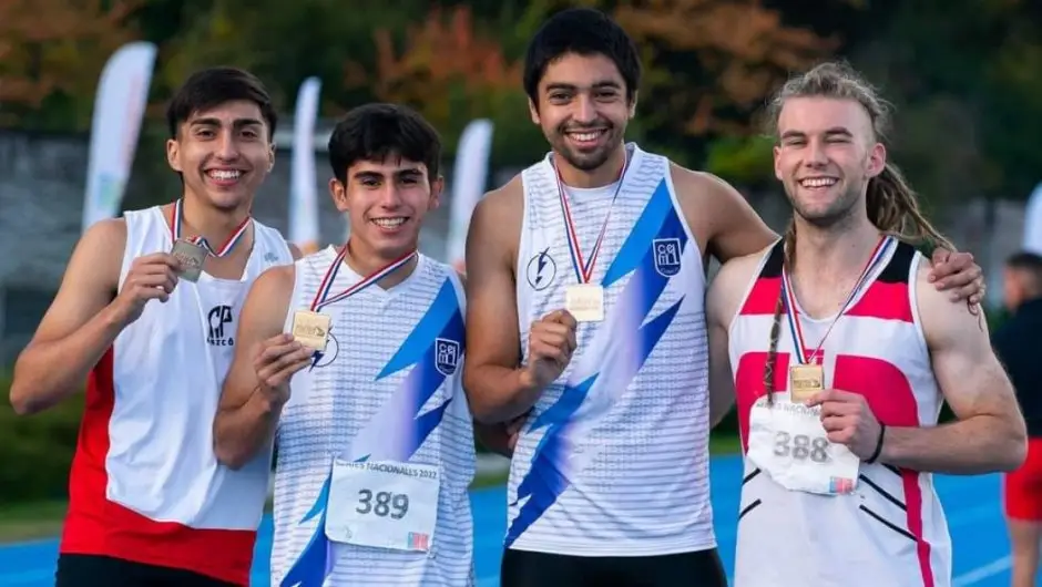 Curicanos lograron medalla de oro en Torneo Nacional de Atletismo en Temuco