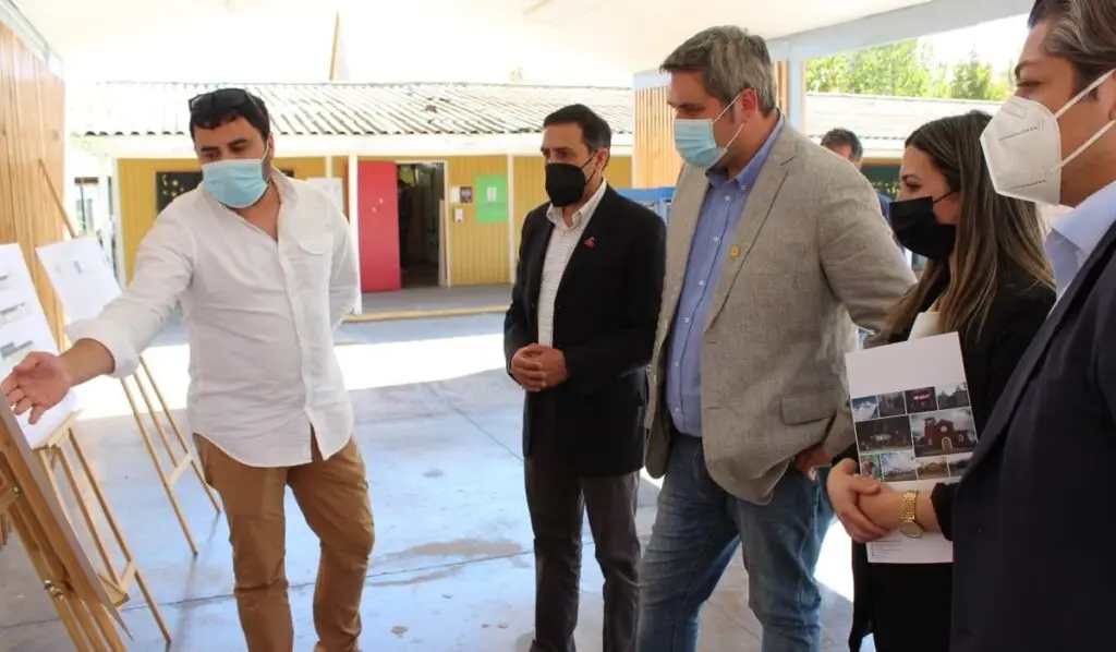 Seremi de Educación destacó gestión del municipio de Romeral en escuelas rurales