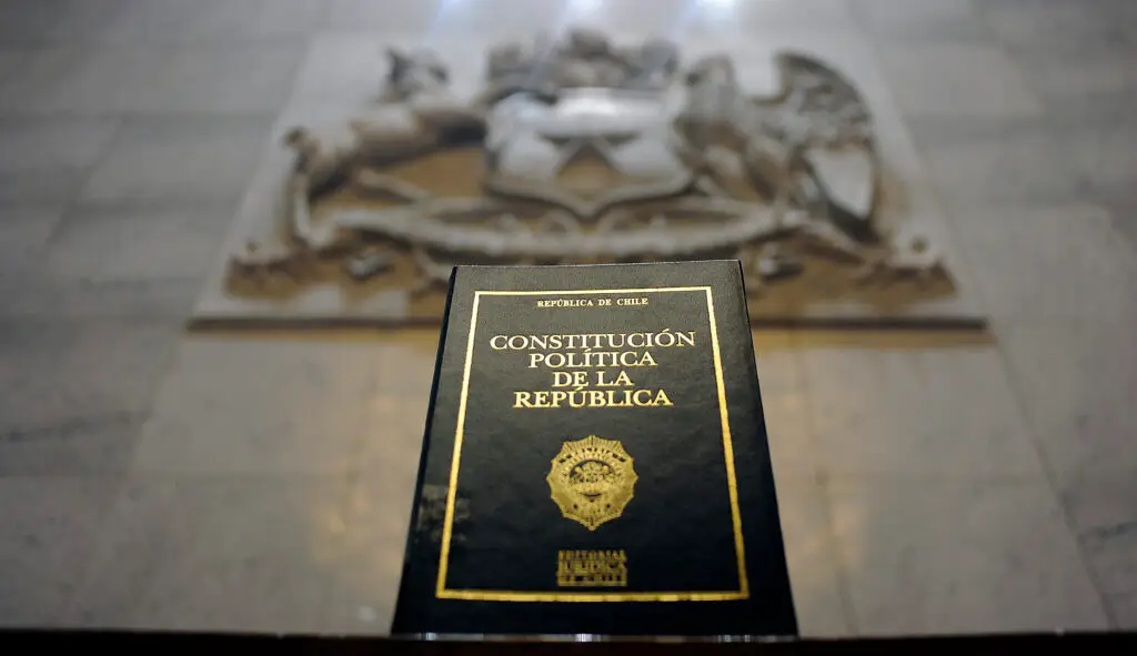 Encuesta Cadem: 48% de los chilenos votaría rechazo en el plebiscito de salida
