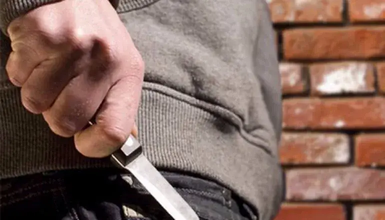 Hombre quedó en estado grave tras ser atacado con un cuchillo en Curicó