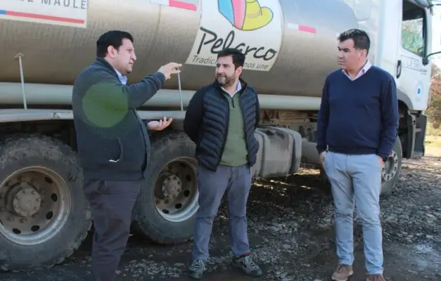 Alcalde de Pelarco y delegado presidencial se reúnen para abordar problemas de suministro de agua