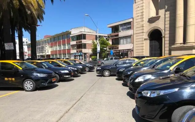 Este viernes inicia alza de tarifas en taxis colectivos de Curicó