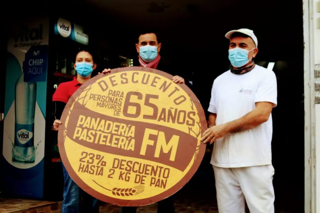 Panadería curicana lanzó pan a precio justo para los adultos mayores