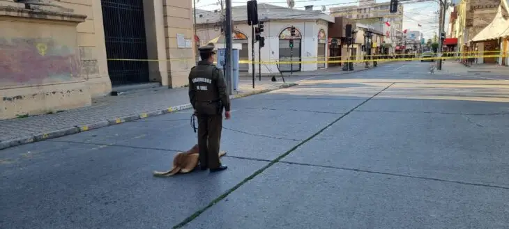 Mochila abandonada obligó a operativo del GOPE en el centro de Curicó