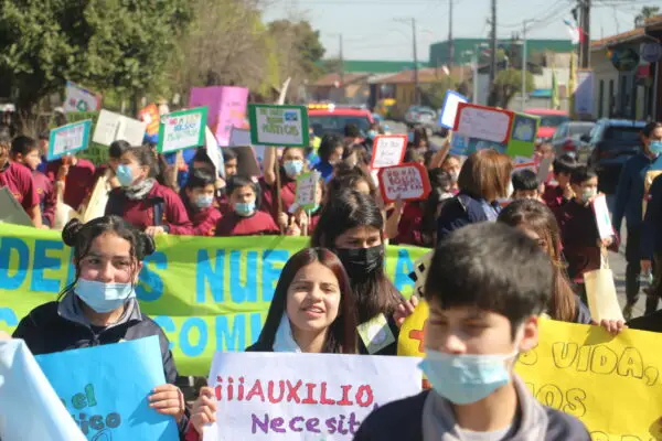 Brigadas ecológicas romeralinas marcharon contra del uso de bolsas plásticas