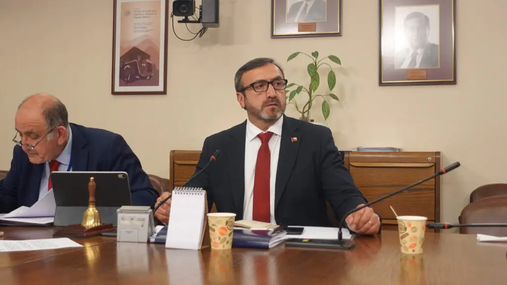 Diputado Francisco Pulgar insiste en potenciar trabajo de policías y Fiscalía Nacional