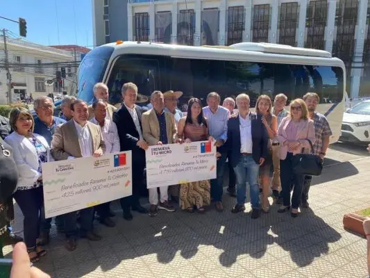 Cinco mil millones de pesos fueron entregados para renovación de máquinas en el transporte público de Curicó