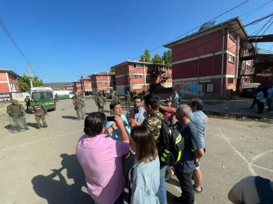 Comenzó inhabilitación de blocks ocupados ilegalmente en Villa Las Américas de Talca