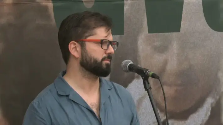 Presidente Boric asiste a "Fiesta de los Abrazos" del Partido Comunista