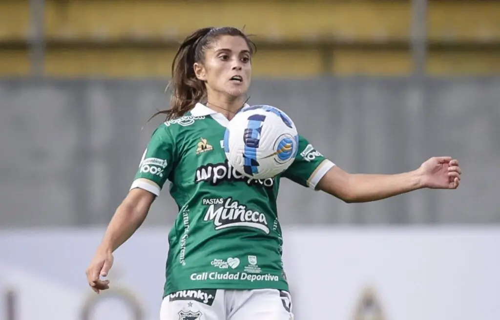 Gise Pino fue elegida “Mejor Jugadora Extranjera” en Colombia