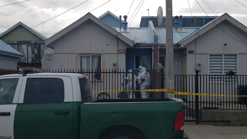 Sujeto que estaba con libertad condicional descuartizó a otro hombre en el baño de una vivienda