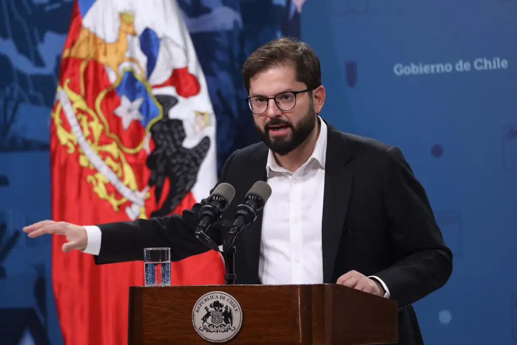 Presidente Boric ofrece residencia y nacionalidad chilena a exiliados nicaragüenses