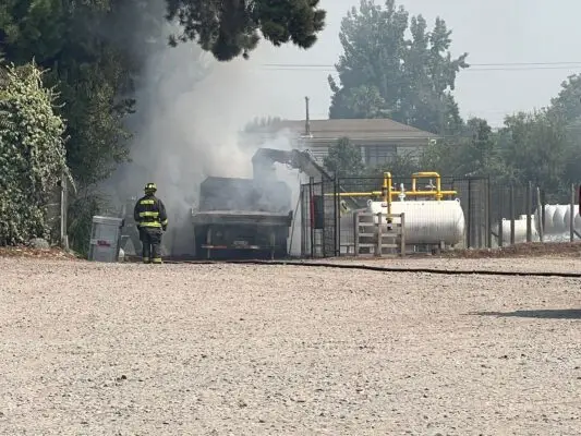 Explosión genera grave incendio en empresa Patacón de Molina