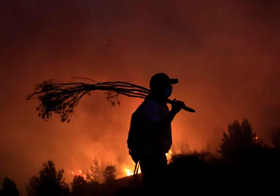 Detienen a soldador que habría causado incendio