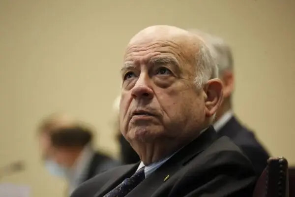 Senador Insulza (PS) y expresiones contra Carabineros: "Lo del perro Matapacos es una estupidez"